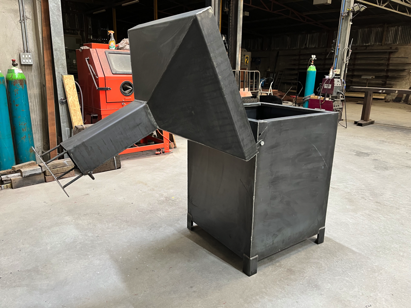 rear view with lid open of eco incinerator