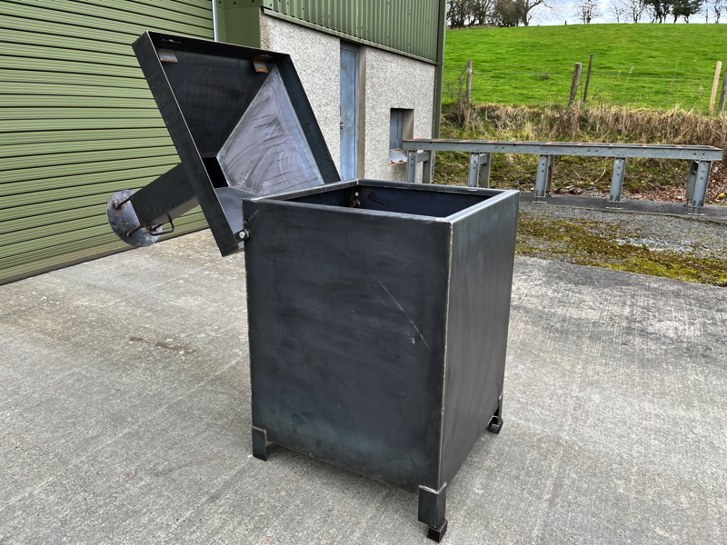 Eco Incinerator with lid open